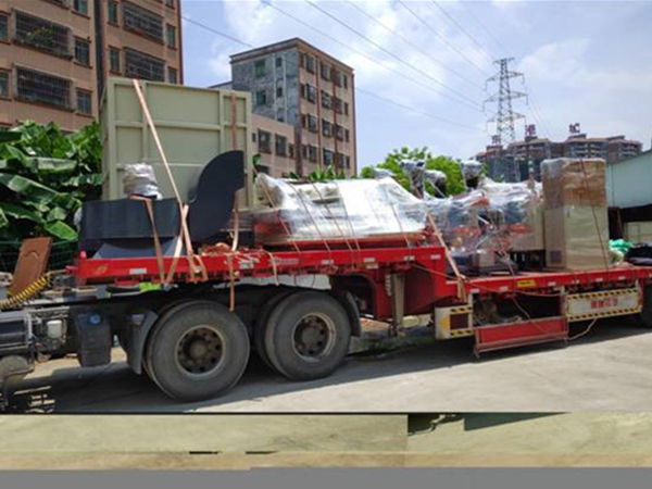 自动抛光机发往苏州大型锌铝合金压铸企业